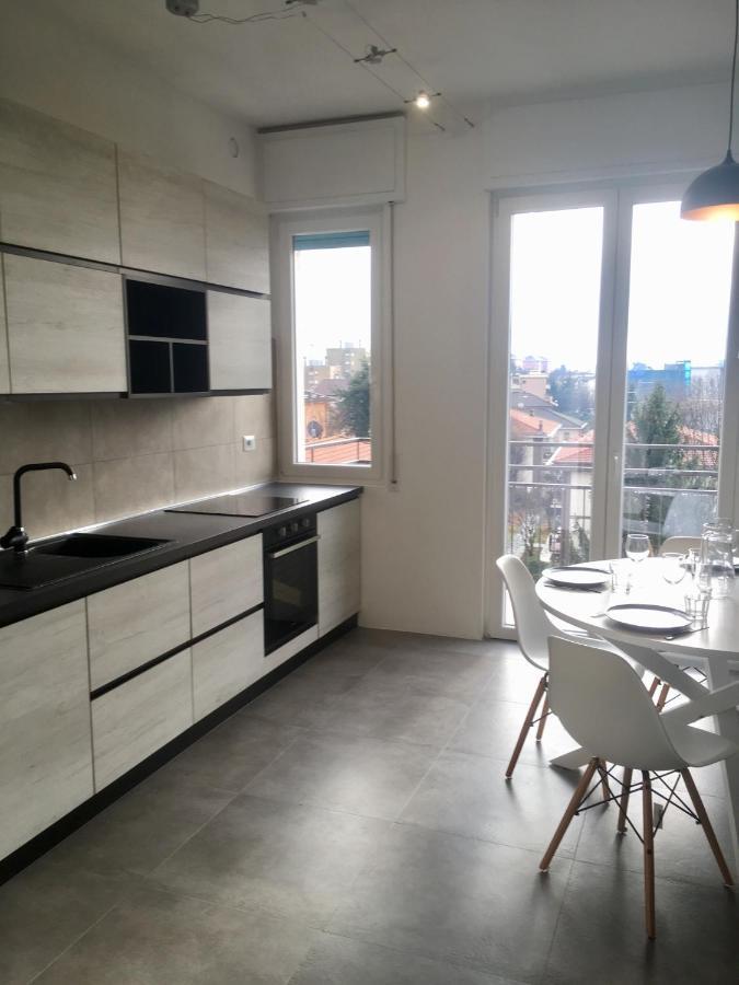 Caseospitali - Casa Lumiere, Bilocale Panoramico E Luminoso - Piano 3 No Ascensore Чернуско-суль-Навильо Экстерьер фото